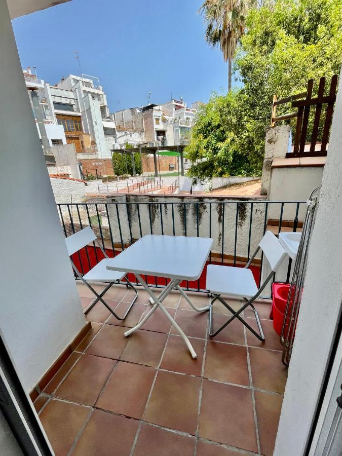 Sant Pau Beach Home With Terrace Сиджес Экстерьер фото