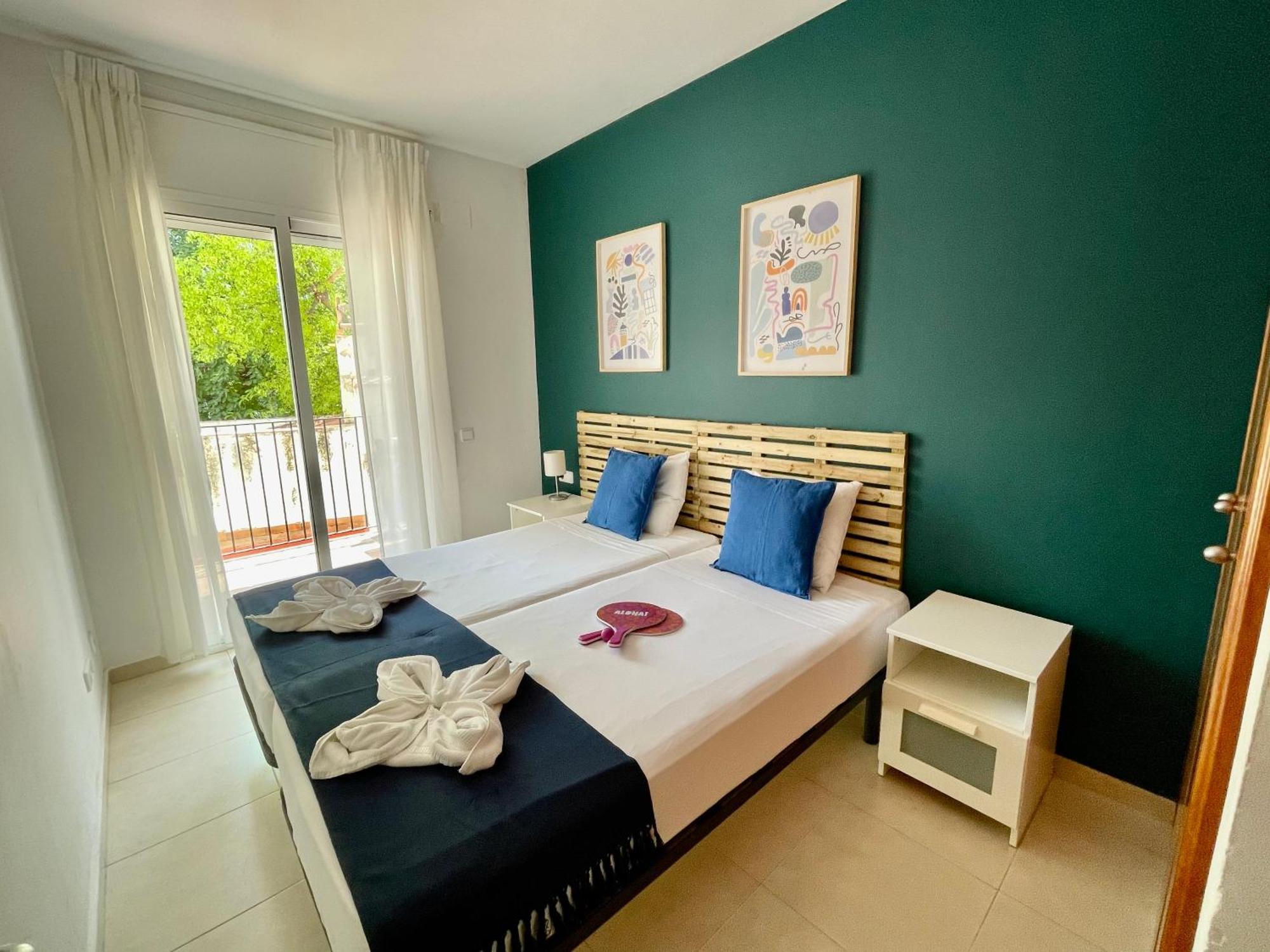 Sant Pau Beach Home With Terrace Сиджес Экстерьер фото