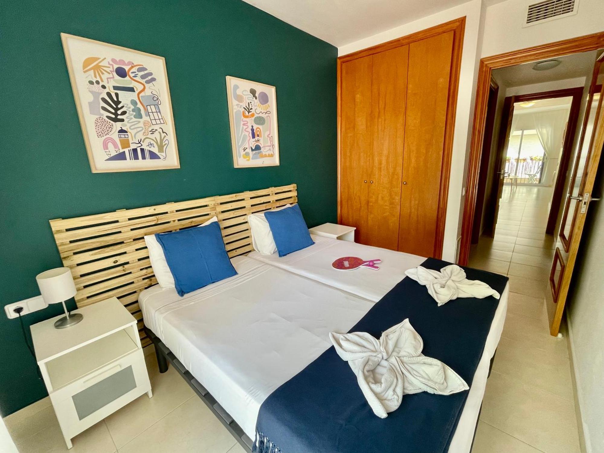 Sant Pau Beach Home With Terrace Сиджес Экстерьер фото